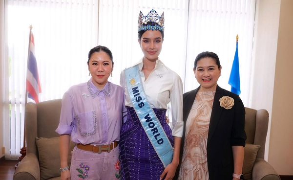 เสน่ห์ไทย! โอปอล สุชาตา ขึ้นแท่นทูตวัฒนธรรมและการท่องเที่ยว