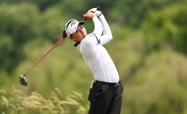 “จีโน่” ขยับขึ้นอันดับ 4 ร่วม “ชอย” ยังนำต่อรอบสาม