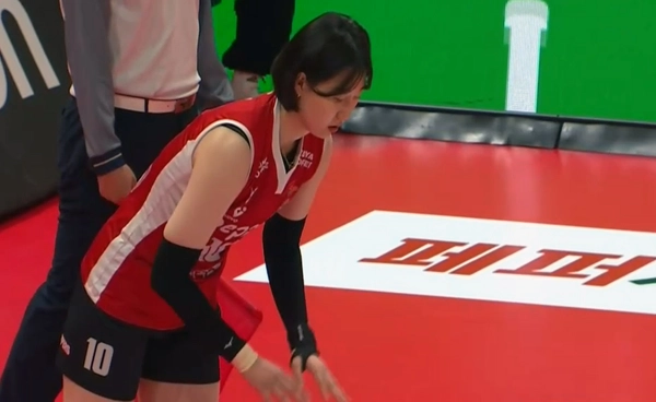 เอไอ เปปเปอร์ส ฟอร์มแรง! ย้ำแค้นฮิลล์สเตท 3–1 รั้งรองจ่าฝูงเหนียวแน่น