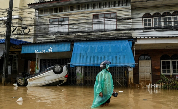 ฟื้นฟูบ้านหลังน้ำท่วม ต่างชาติทำตามขั้นตอน แต่ไทยขอเสี่ยงเอง!