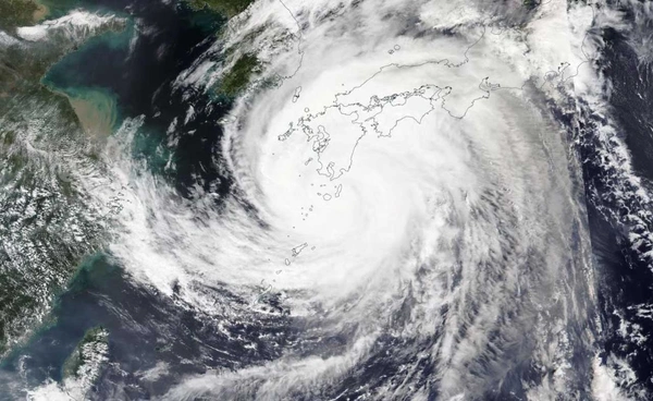 ญี่ปุ่นเตือนภัยพายุไต้ฝุ่น สถานทูตฯ แนะคนไทยระวังดินถล่ม น้ำท่วมขัง ฟ้าผ่า ลมแรง 