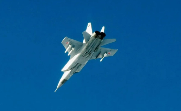 เครื่องบินรบ  MiG-31 รัสเซีย ล้ำน่านฟ้าเอสโตเนีย นาโตส่งเครื่องบินสกัด 