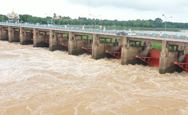 น้ำเหนือทะลัก! กรมชลฯ แจ้งปรับเพิ่มการระบายน้ำ "เขื่อนเจ้าพระยา"