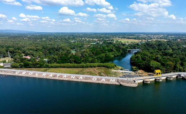 จับตา “พายุบัวลอย” กรมชลฯ ปรับเพิ่มการระบายน้ำ 3 เขื่อนใหญ่แบบขั้นบันได