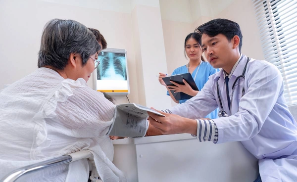 สปสช. ย้ำ ‘คนไทยทุกคน’ มีสิทธิคัดกรอง ‘มะเร็งร้าย’ ไม่เสียค่าใช้จ่าย รู้เร็ว รักษาได้ทัน