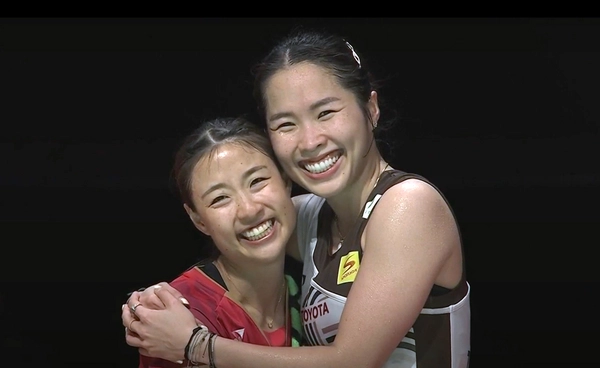 "ขนไก่ไทย" ได้ลุ้นแชมป์ 2 ประเภท บาส-เฟม-เมย์ กอดคอทะลุรอบชิงฯ