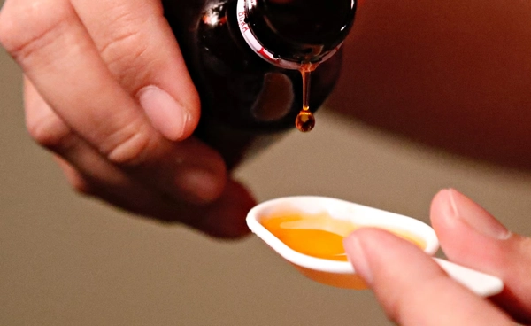 อินเดียแบนใช้ยาแก้ไอ “Coldrif” ใน 3 รัฐ หลังพบเด็กตายหลังทานยา 