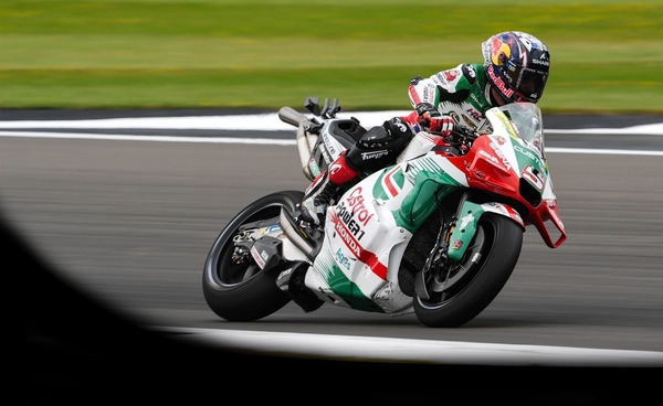 Rider of the Race ไม่จำเป็นต้องเป็นแชมป์แต่ต้องชนะใจผู้ชม 