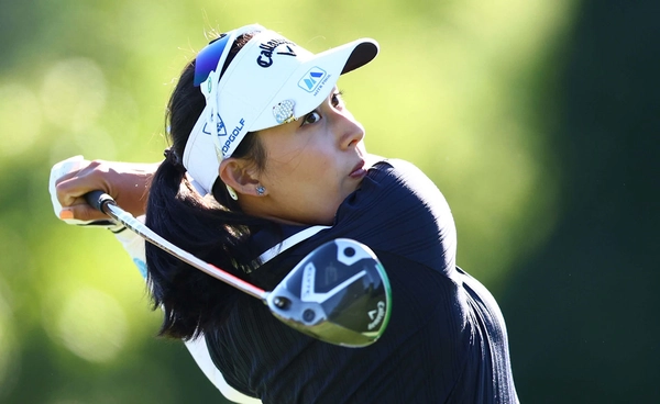 “จีโน่” ขยับนำรอบสอง “ซีเอ็มอี กรุ๊ป ทัวร์ แชมเปี้ยนชิพ” ลุ้นแชมป์และผู้เล่นยอดเยี่ยม