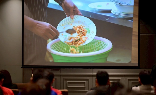 คนไทยสร้างขยะอาหารปีละเกือบ 10 ล้านตัน 