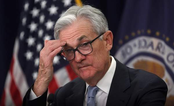 "เฟด" กั๊กลดดอกเบี้ย เงินเฟ้อ-จ้างงานไม่โชว์ นักลงทุนผวา บิทคอยน์หลุดแสน หุ้นดิ่ง