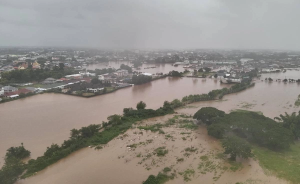 เส้นทางพายุ “วิภา” กระทบเหนือ อีสาน เตือนฝนตกน้ำท่วมซ้ำซาก