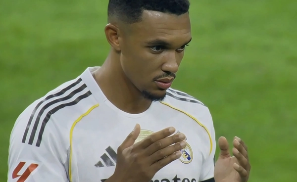 เทรนต์ ยันไม่เคยหมดรัก "หงส์แดง"  ตัดสินใจย้ายทีมเพราะทะเยอทะยาน