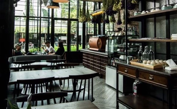 7 ร้านอาหารครอบครัว ในกรุงเทพ "ต้อนรับวันพ่อ 2568" บรรยากาศดี รสชาติอร่อย