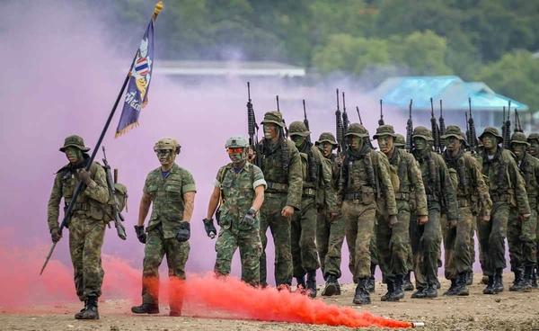 25 นักรบซีลรุ่น 53 จบหลักสูตรสุดโหด พร้อมปฏิบัติหน้าที่ปกป้องประเทศ