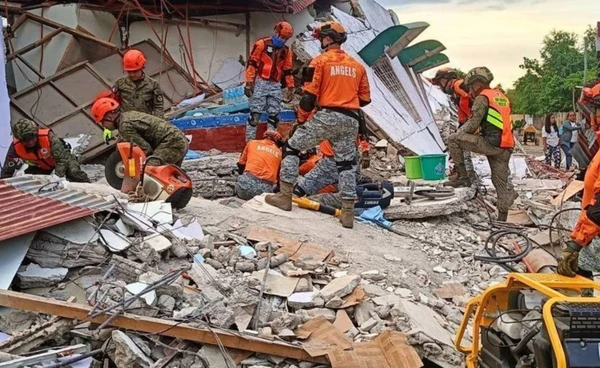 ฟิลิปปินส์ยุติการค้นหาผู้สูญหายแผ่นดินไหว