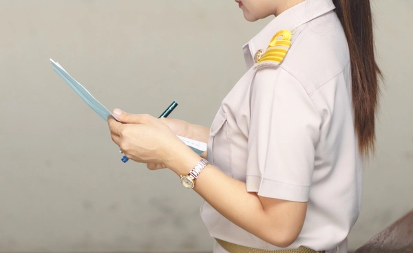 หนี้ครูไทยพุ่ง 1.4 ล้านล้านบาท รัฐตั้ง “สหกรณ์กลาง” ลดดอกเบี้ย–คุมหักเงินเดือน