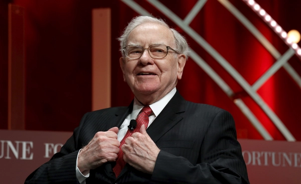 'วอร์เรน บัฟเฟตต์' เตรียมวางมือจากซีอีโอของ Berkshire Hathaway