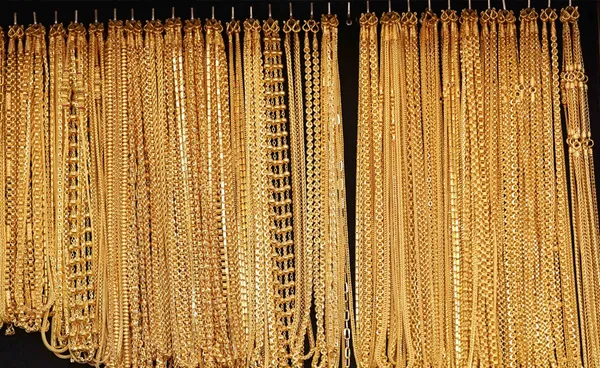 ราคาทองวันนี้! ผันผวน 30 ครั้ง ปิดพุ่ง 1,400 บาท รูปพรรณขาย 64,950 บาท