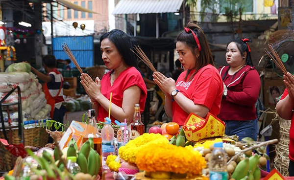 “แก้ชงปี 2568” สำรวจเสียงโซเชียลนิยมแก้ชงที่ไหน? - วัดอะไรสายมูชอบไป