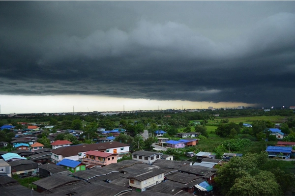 อุตุฯ เตือน 25 - 27 พ.ค. ทั่วไทยฝนตกต่อเนื่อง  ระวังน้ำท่วมฉับพลัน น้ำป่าไหลหลาก