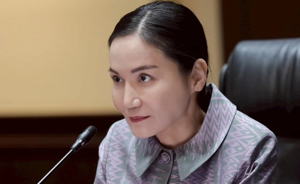 “รมว.นฤมล” เดือด! สั่งคุรุสภาลงดาบครูใช้ฟุตเหล็กตีเด็ก ป.1  