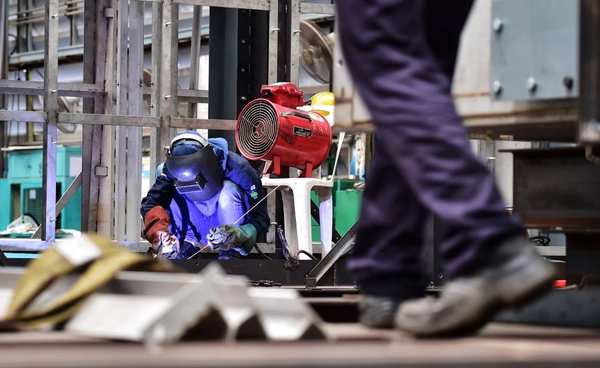 เช็ก ราชกิจจานุเบกษา เผยแพร่ประกาศ "ค่าแรงขั้นต่ำ 400 บาท" จังหวัดไหนได้บ้าง?