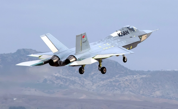 เครื่องบินขับไล่ KAAN ของตุรกี 6 ลำแรก เตรียมใช้ในปี 2030 ลดการพึ่งพาชาติมหาอำนาจ