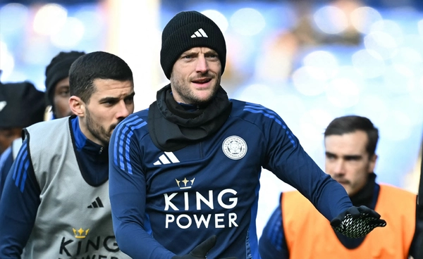 เครโมเนเซ่สนคว้า 'วาร์ดี้' เพิ่มประสบการณ์ให้ทีม