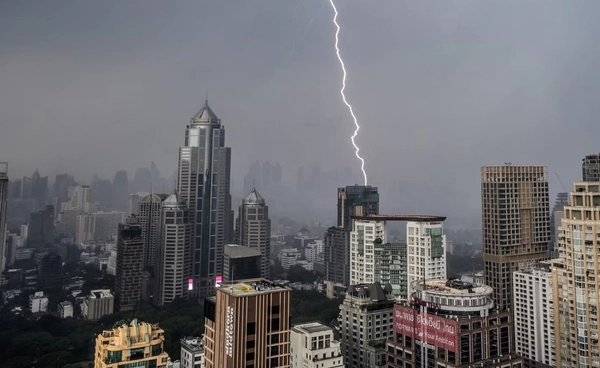 ฝนตกหนักระลอกใหม่ 10 - 21 ส.ค. 68 ถล่มไทยทุกภาค เตือนน้ำท่วมฉับพลัน