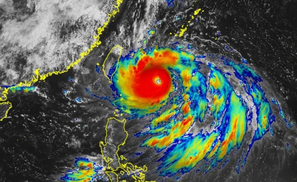 ไต้ฝุ่นคัลแมกี จ่อถล่มเวียดนาม ส่งผลกระทบกว่า 50 เที่ยวบิน