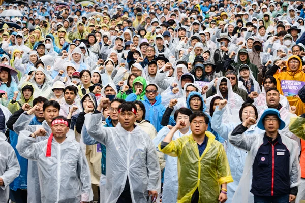 บรรยากาศเดินขบวนวันแรงงาน หรือ เมย์ เดย์ 2025 ทั่วโลก