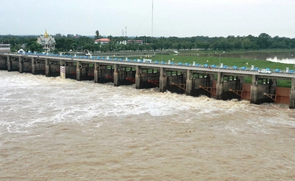 "เขื่อนเจ้าพระยา" ระบายน้ำเพิ่ม! เตือน อ.อินทร์บุรี จ.สิงห์บุรี ยกของขึ้นที่สูง