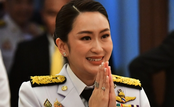 แพทองธาร ยังถวายสัตย์ได้หรือไม่ หลังถูกสั่งหยุดปฏิบัติหน้าที่นายกฯ?