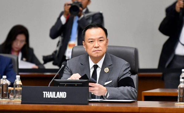 "อนุทิน" จ่อพบ "สี จิ้นผิง" นัดหารือทวิภาคีเต็มรูปแบบวันนี้ ที่เกาหลีใต้  