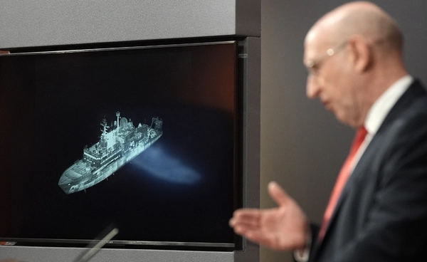 อังกฤษพร้อมโจมตีเรือสอดแนมรัสเซีย "ยันตาร์" หลังเรือยิงเลเซอร์ใส่นักบินอังกฤษ