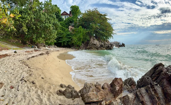 เกิดอะไรขึ้นบนเกาะพะงัน ทำไมเกิดกระแสทวงคืน อิสราเอลเข้ามายึด-กลืนชาติจริงหรือ ?