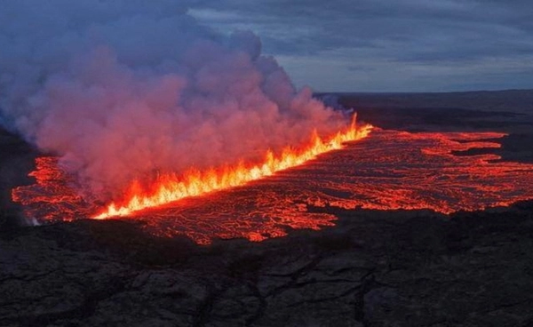จับตาภูเขาไฟ “ไอซ์แลนด์” ปะทุครั้งที่ 12 ในรอบ 4 ปี  สั่งอพยพด่วน!