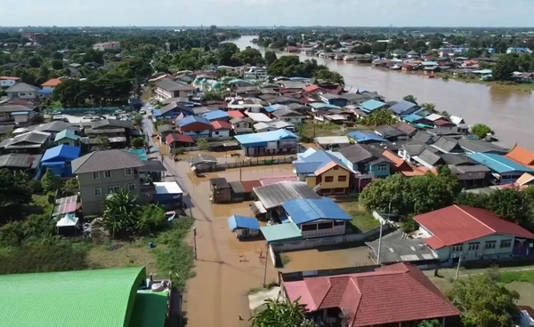 น้ำท่วมยังสาหัส ต.บ้านป้อม อ.พระนครศรีอยุธยา จมน้ำ 2 เดือน