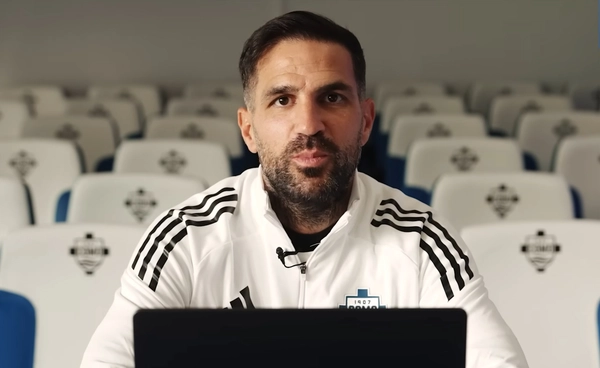 ฟาเบรกาส ยืนยันไม่เปลี่ยนสไตล์  แม้ว่า โคโม่ โดนอินเตอร์ ถล่มยับ