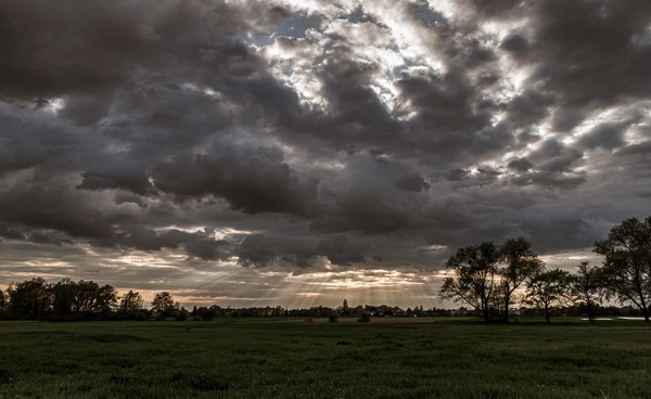 พายุโซนร้อนคาจิกิถล่มเอเชีย เตือน 45 จังหวัดไทยเสี่ยงอุทกภัย