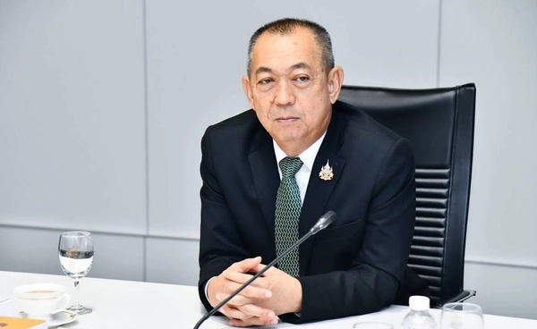 “เฉลิมชัย ศรีอ่อน” ยื่นลาออกจากสมาชิกพรรคประชาธิปัตย์ ต่อ กกต. มีผลทันที 3 พ.ย. 68