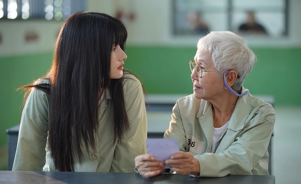 “เมเบิ้ล-แป้งจี่” ถ่ายทอดชีวิตรักสุดเข้มข้นหลังกรงขัง  ใน “CLAIREBELL คลั่ง/รัก/นักโทษ” 