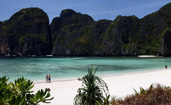 "อ่าวมาหยา" ครองแชมป์ชายหาดถ่ายรูปสวยที่สุดในโลก