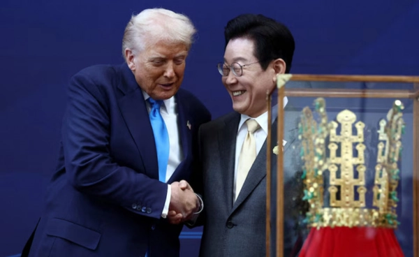 ทรัมป์อนุมัติเกาหลีใต้สร้างเรือดำน้ำพลังงานนิวเคลียร์ แต่ต้องสร้างที่สหรัฐฯ