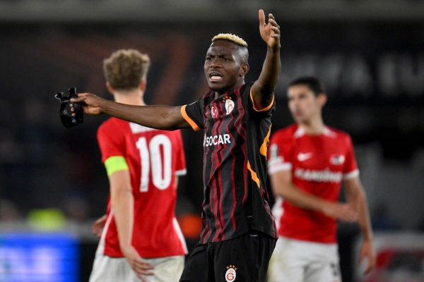 อนาคตที่ยังคงไม่แน่นอนของ ' วิคเตอร์ โอซิเมน'