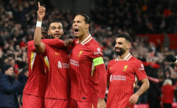 ผลบอล ยูฟ่า แชมเปี้ยนส์ ลีก 2024/25: ลิเวอร์พูล เฉือน ลีลล์ 2-1 (มีคลิป)