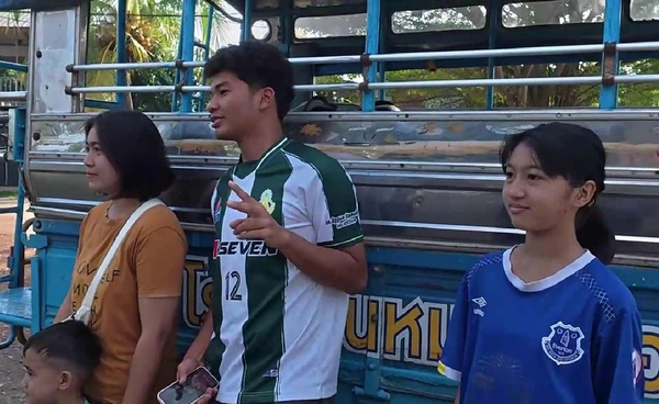 "หมอนทองวิทยา"ฟีเวอร์ แฟนคลับตามถึงโรงเรียน  | เรื่องดีดีทั่วไทย | 11-11-68