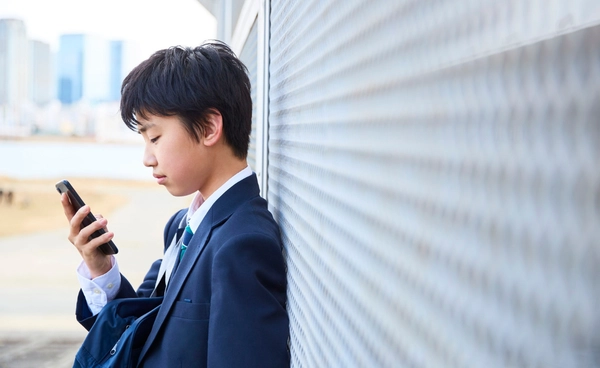 สิงคโปร์เข้มงวดอีก แบนสมาร์ทโฟนในโรงเรียนมัธยม