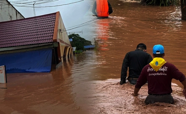 น้ำท่วมน่าน ท่าวังผาอ่วม หลายตำบลจมสูง 1 เมตร จัดจุดพักพิง-ทางเลี่ยงแล้ว